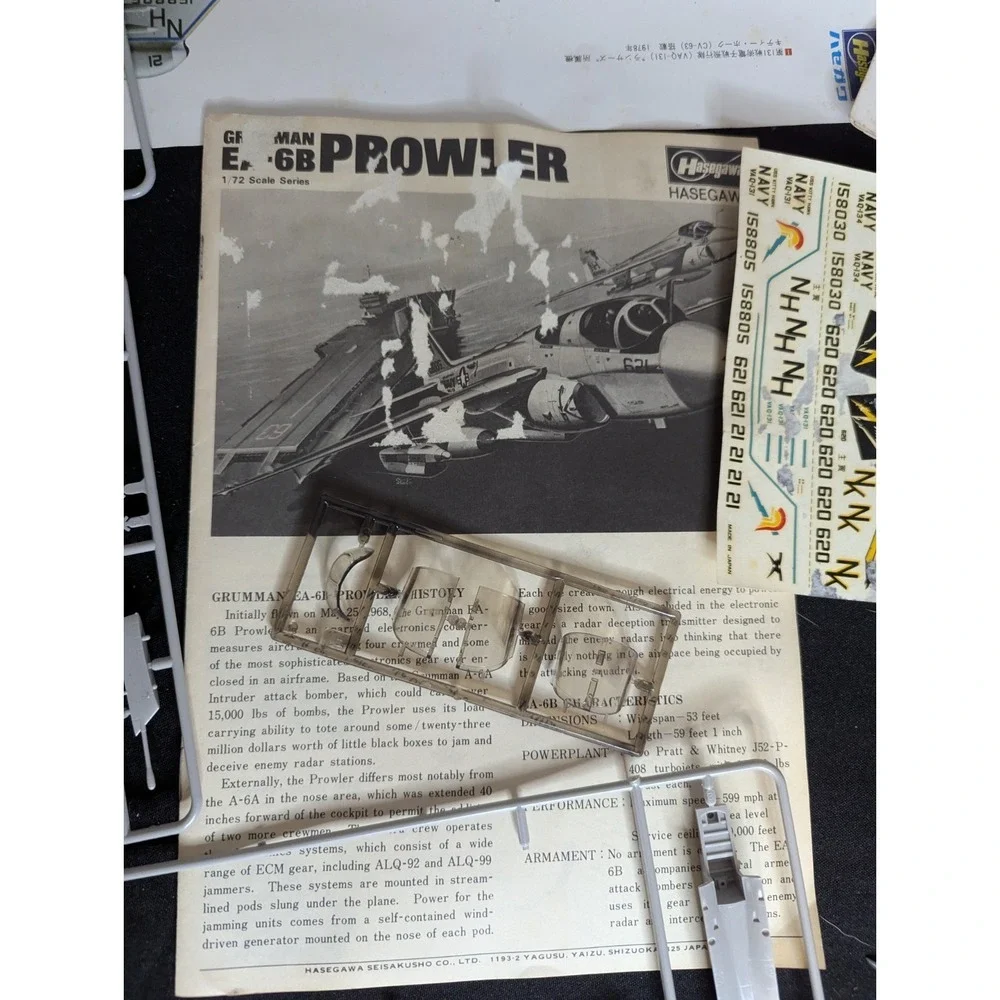 3‎ VTG Model Airplane kits 1:72 Grumman Prowler f-15 strike eagle f-8E Crusader